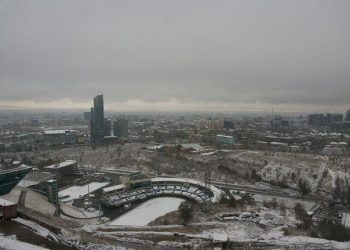 kazakistan,-tracollo-termico-e-prima-neve-stagionale-ad-almaty