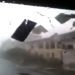 nubifragio-su-lucca,-tetto-strappato-via-dalle-raffiche-di-vento:-video
