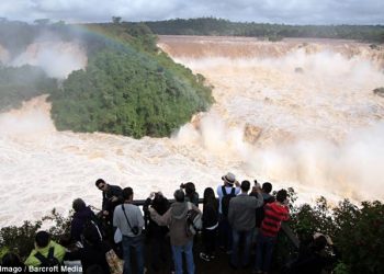 brasile,-violente-inondazioni-nel-parana:-cascate-iguazu-stracolme-d’acqua