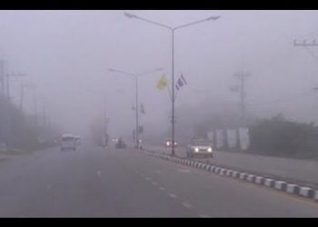 thailandia,-nebbia,-freddo,-pioggia-e-mare-in-burrasca