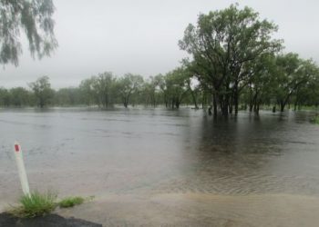 australia:-incessanti-diluvi-colpiscono-il-nord-del-queensland