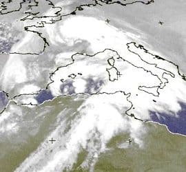 cieli-ovattati-dalla-sabbia-del-sahara,-neve-abbondante-su-parte-del-nord-italia,-temperature-record-in-sardegna:-alghero-+25°c