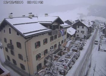 alpi,-giro-di-webcam:-fitte-nevicate-e-panorami-mozzafiato