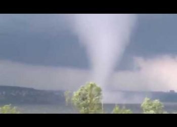 grosso-tornado-a-dnepropetrovsk,-ucraina