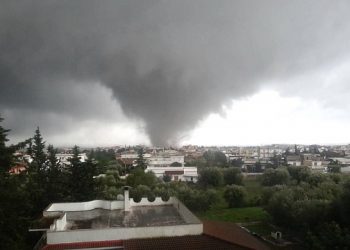 tornado-di-potenza-estrema:-tre-anni-fa-impatto-su-taranto,-video-e-foto