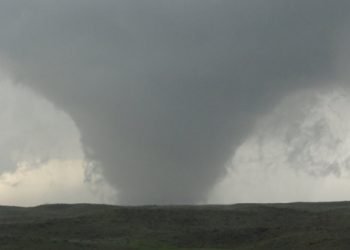 enorme-tornado-in-texas:-prime-foto.-siamo-sempre-in-attesa-di-notizie-dai-ragazzi