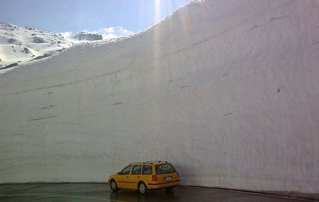 straordinario-innevamento-alpino,-5-metri-di-neve-alla-zugspitze