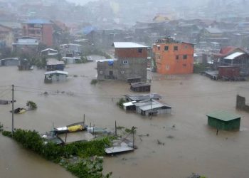 tragedia-nelle-filippine,-il-tifone-koppu-investe-l’arcipelago,-almeno-16-morti