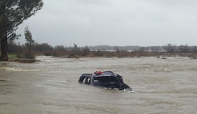 piogge-torrenziali-in-corsica:-inondazioni-con-due-vittime-e-un-disperso