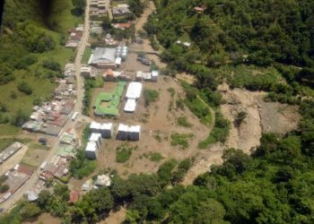 colata-di-fango-travolge-villaggio-in-colombia:-58-i-morti-accertati