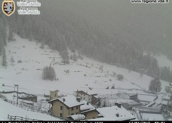 in-valle-d’aosta-continua-a-nevicare-molto