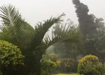 ciclone-haliba-sulla-reunion,-quasi-500-mm-di-pioggia-a-saint-denis!-video