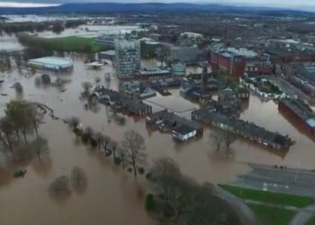 alluvione-inghilterra:-video-dall’alto-sul-disastro-di-questi-giorni