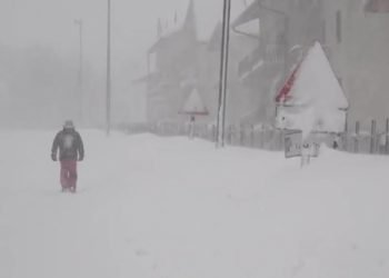 l’incredibile-blizzard-del-colle-della-maddalena:-guardate-che-furia-nevosa!