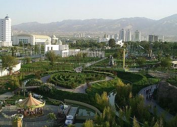 record-di-caldo-assoluto-ad-ashgabat,-turkmenistan.-caldissimo-tutto-il-mese-di-giugno