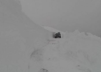 muri-di-neve:-immagini-impressionanti-dal-gennargentu