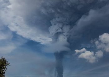 etna,-il-vulcano-riprende-l’attivita-esplosiva:-nuova-forte-eruzione,-video
