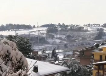 febbraio-2012,-roma-ibernata-dopo-la-fitta-nevicata-fu-ghiaccio