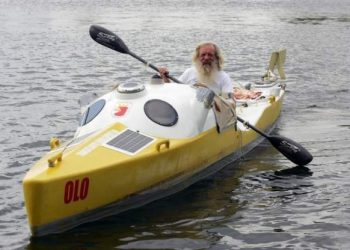 aleksander-doba-prepara-un’altra-impresa:-a-70-anni-in-kayak-da-new-york-a-lisbona!
