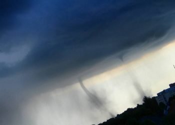 i-tornado-“gemelli”-in-germania:-un-fenomeno-molto-raro