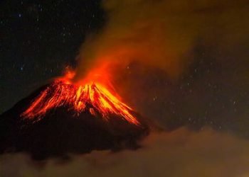 spettacolare-eruzione-del-vulcano-tungurahua,-in-ecuador.-guardate-che-foto!