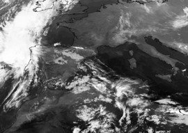 nuvole-al-nord-ovest-italiano,-sereno-nel-resto-del-paese,-l’ex-uragano-gordon-giunge-in-iberia