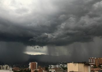 meteo-estremo-in-colombia:-medellin-inondata