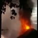 video-krakatoa,-eruzione-vulcanica-e-tsunami-sulla-folla