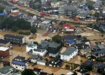 meteo-drammatico-in-giappone:-terribili-inondazioni,-100-morti