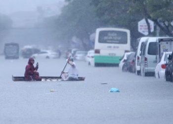 meteo-estremo:-13-morti-e-gravissimi-danni-per-le-inondazioni-in-vietnam