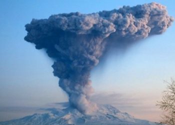 vulcano-shivaluch-in-kamchatka:-smentita-la-super-eruzione