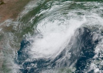 meteo-ai-tropici:-uragani-assenti-per-la-prima-volta-dal-1982,-ma-arriva-chantal