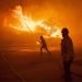 california-assediata-dal-fuoco,-migliaia-di-persone-evacuate