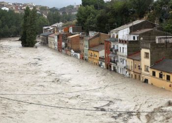 video-meteo:-emergenza-in-spagna,-alluvione-sulla-comunita-di-valencia