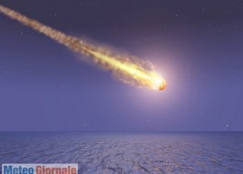 meteorite-come-una-palla-di-fuoco-in-venezuela,-non-escluso-impatto.-video