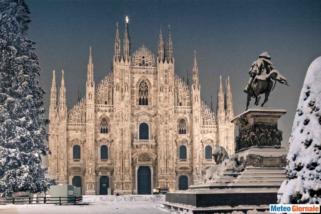 VIDEO METEO ecco la prima NEVE FITTA dell inverno a Milano citt