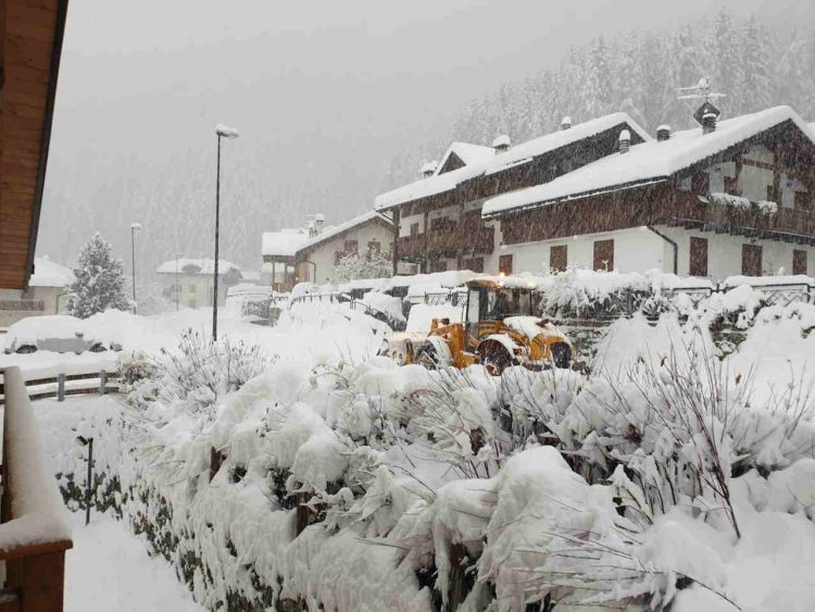 video-meteo:-tantissima-neve,-oltre-1-metro-sulle-alpi.-immagini-incredibili