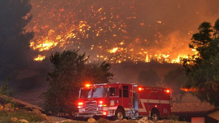 california,-inferno-di-fuoco:-video-della-catastrofe