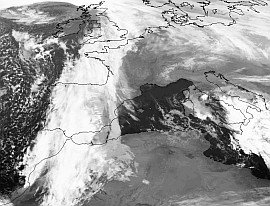 nubi-cumuliformi-al-sud-italia-con-temporali,-genesi-dell’ondata-di-freddo-nell’est-d’europa