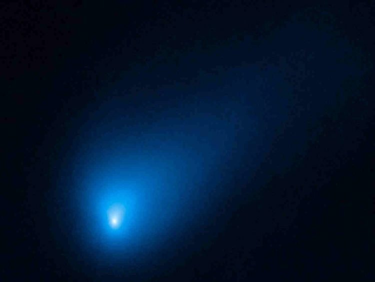 la-prima-cometa-interstellare-della-storia-sara-visibile-nel-cielo-di-natale