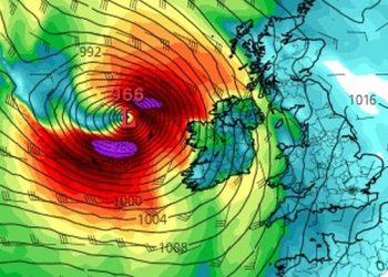 meteo-estremo-in-europa:-uragano-lorenzo,-dalle-azzorre-verso-l’irlanda,-impatto-imminente