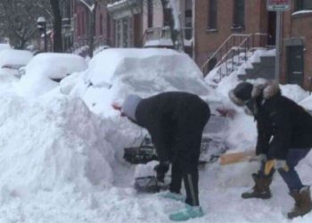 violente-bufere-di-neve-nello-stato-di-new-york:-video-meteo