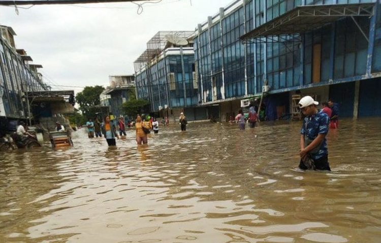 meteo-estremo:-catastrofiche-inondazioni-a-giacarta,-in-indonesia