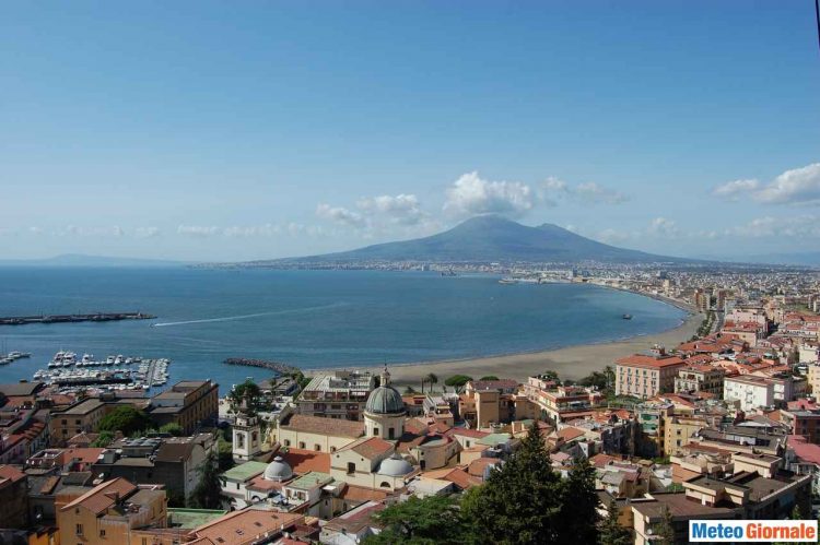 meteo-napoli:-caldo-e-disagio-in-aumento