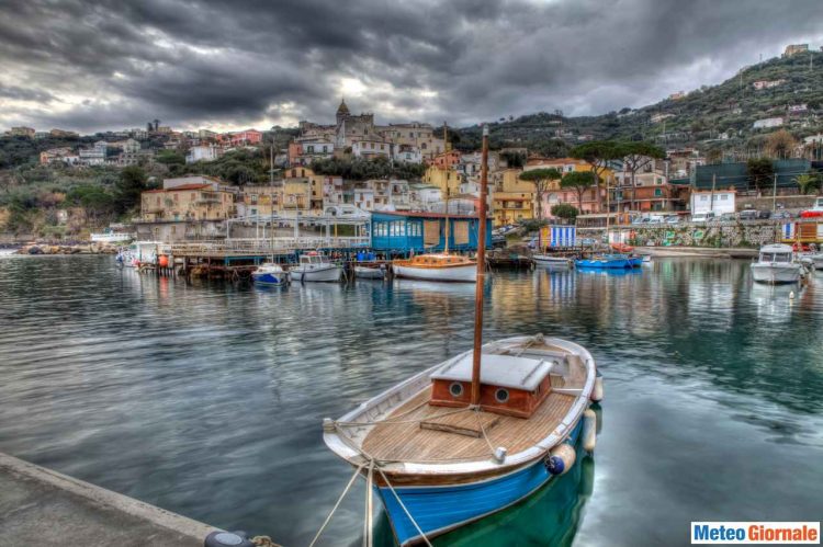 meteo-napoli:-soleggiato-sino-a-domenica,-poi-variabilita-con-qualche-pioggia