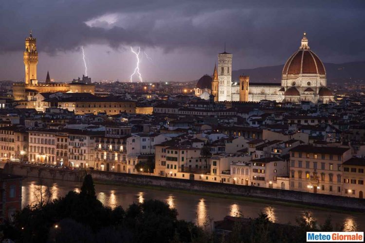 meteo-firenze:-temporali-anche-forti-venerdi,-variabile-nel-weekend