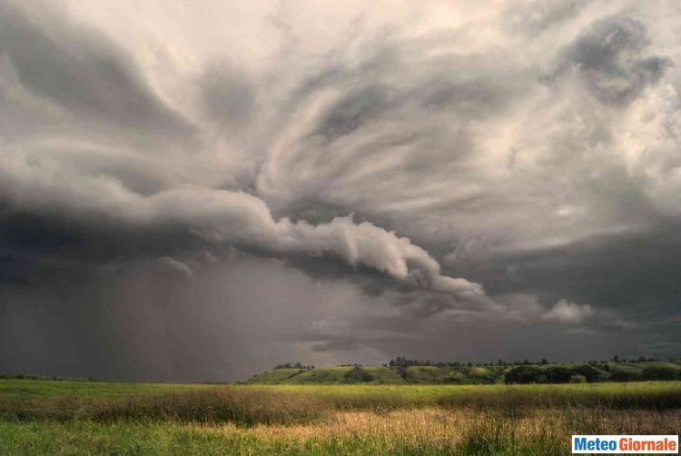 colpo-di-coda-di-temporali-e-grandine.-le-previsioni-meteo-per-il-21-giugno