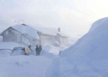 sud-della-norvegia-sepolta-dalla-neve