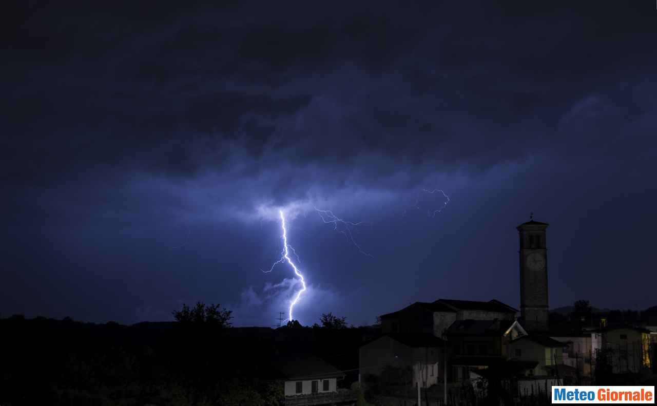 meteo-venezia-con-tendenza-a-frequenti-temporali-anche-di-forte-intensita