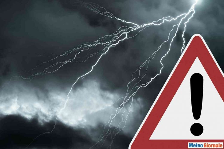 avviso-meteo,-imminente-forte-peggioramento-con-pioggia-e-temporali-intensi